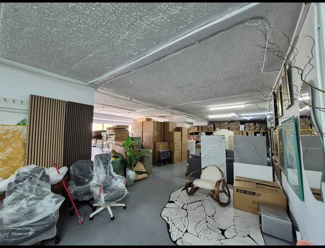 255M² OFFICE TO LET IN KRAMERVILLE